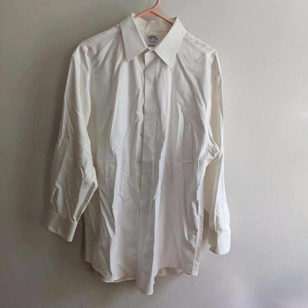 Men's Brooks Brothers white button-down shirt size 16.5-32
